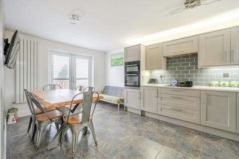 4 bedroom bungalow for sale, Raebarn Close, Cheriton, Alresford, Hampshire, SO24