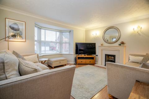 4 bedroom detached house for sale, Linney Court, Tattenhoe, Milton Keynes MK4
