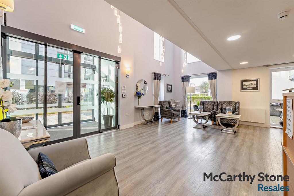 8676863-interior16-800.jpg