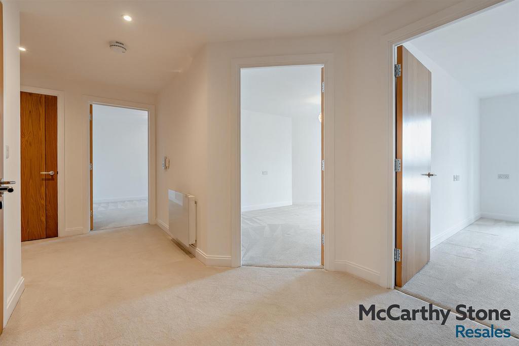 8676863-interior06-800.jpg