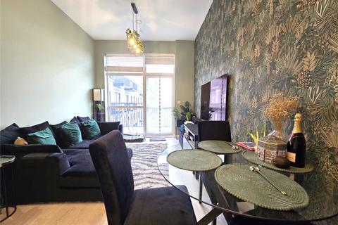 2 bedroom apartment for sale, Carnation Gardens, Hayes, Greater London, UB3
