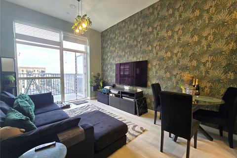 2 bedroom apartment for sale, Carnation Gardens, Hayes, Greater London, UB3