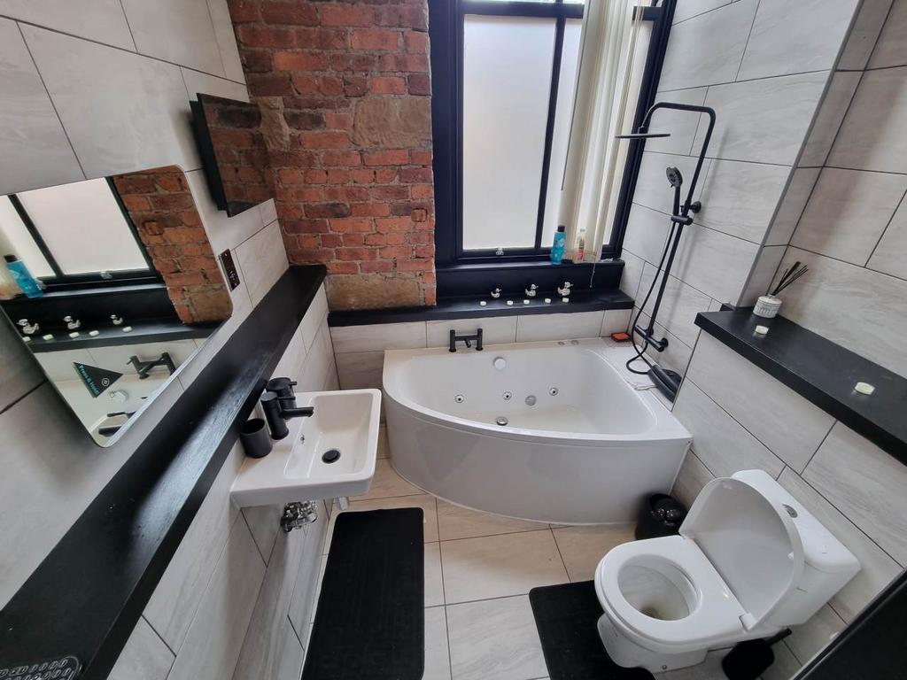 Bathroom (2)