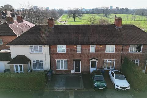 Abbots Road, Edgware, HA8