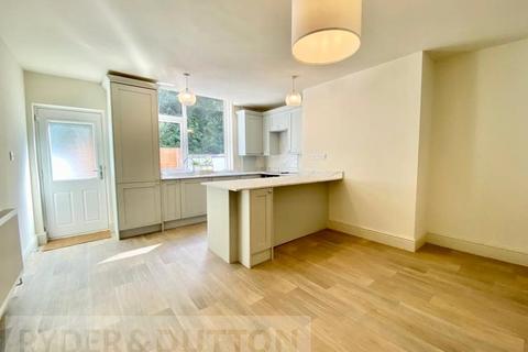 3 bedroom terraced house to rent, Mill Fold Road, Middleton, Manchester, Greater Manchester, M24