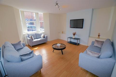undefined, £145pppw Warwick Street, Heaton, NE6