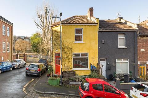 3 bedroom end of terrace house for sale, Albert Grove, St George
