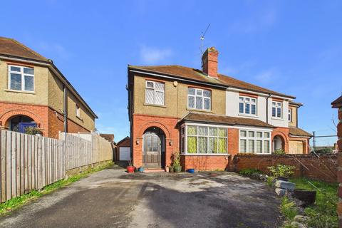 undefined, Wendover Way, Tilehurst, Reading, RG30