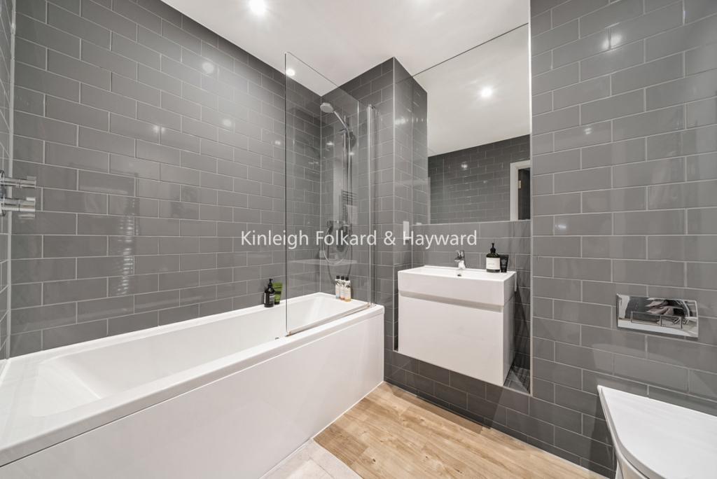 Apartment in London - More