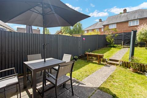3 bedroom semi-detached house for sale, Stumblewood Close, Uckfield, East Sussex, TN22