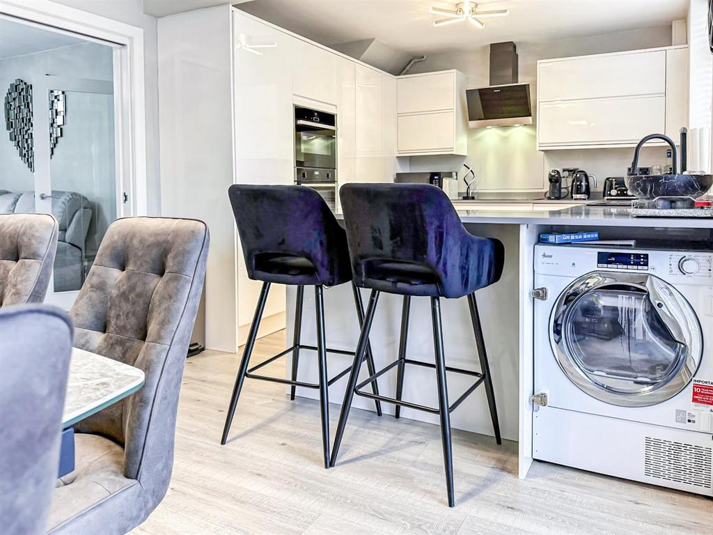 Open Plan Kitchen Dining Room
