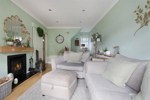 undefined, Malmstone Avenue, Merstham, Redhill, Surrey, RH1