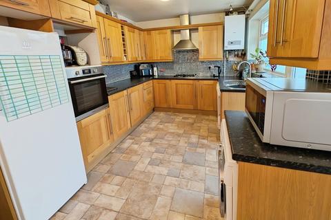 3 bedroom end of terrace house for sale, Cherington, Yate, Bristol