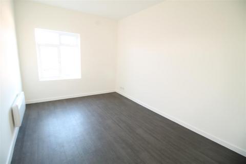 1 bedroom flat to rent, Poplars Road, Walthamstow E17