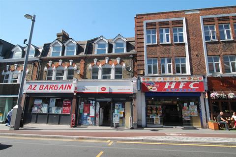 1 bedroom flat to rent, Poplars Road, Walthamstow E17