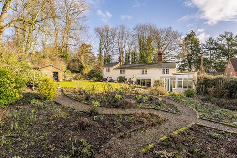 4 bedroom detached house for sale, Boundary Lane, Norwich