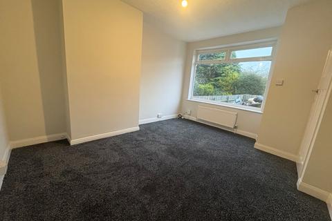 2 bedroom semi-detached house to rent, Deepdale Grove, Southcoates Lane, Hull, East Yorkshire, HU9