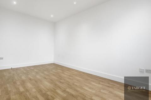 undefined, Shenley Road, Borehamwood WD6
