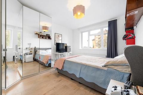 2 bedroom maisonette for sale, Abbots Park, SW2