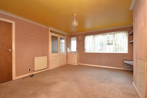 3 bedroom semi-detached house for sale, 6 Heath Avenue, Penarth, CF64 2QZ