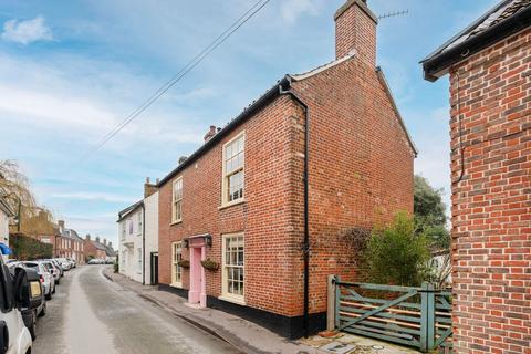 2 bedroom detached house for sale, Bond Street, Hingham