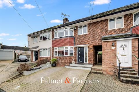 3 bedroom terraced house for sale, May Walk, Chelmsford CM2