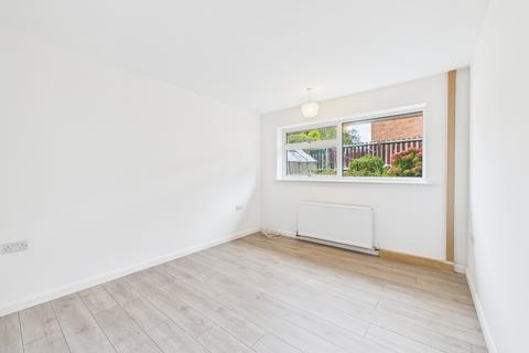 undefined, Greenview Drive, Northampton, NN2 7LE