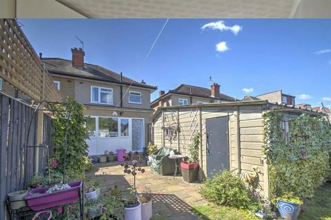undefined, Lansbury Drive, Hayes, UB4