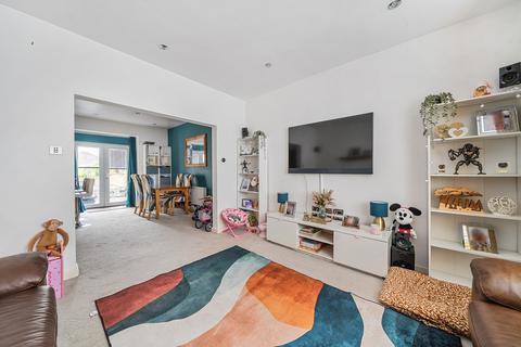 3 bedroom end of terrace house for sale, High Street, Bristol BS15