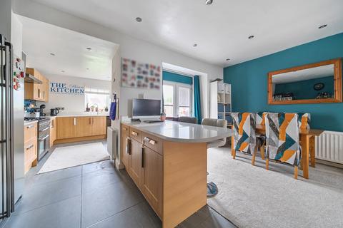 3 bedroom end of terrace house for sale, High Street, Bristol BS15