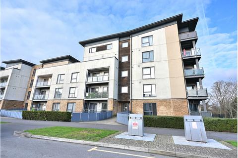 2 bedroom flat for sale, Hammonds Drive, Peterborough PE1