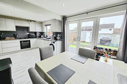 undefined, Willow Close, Charfield, Wotton-Under-Edge