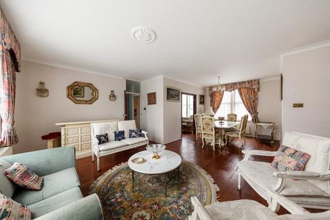 2 bedroom apartment for sale, Aran Drive, Stanmore, HA7