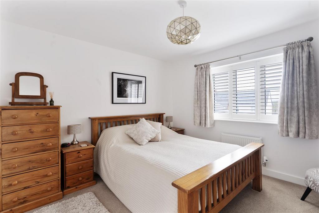 Bedroom 2 (1).jpg