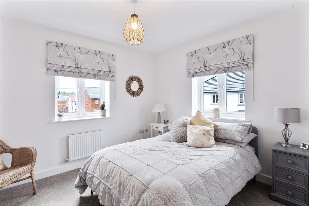 Bedroom 3 (14).jpg