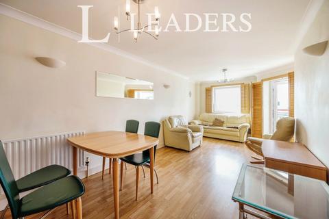 2 bedroom flat to rent, Arethusa House, Gunwharf Quays, Portsmouth, PO1