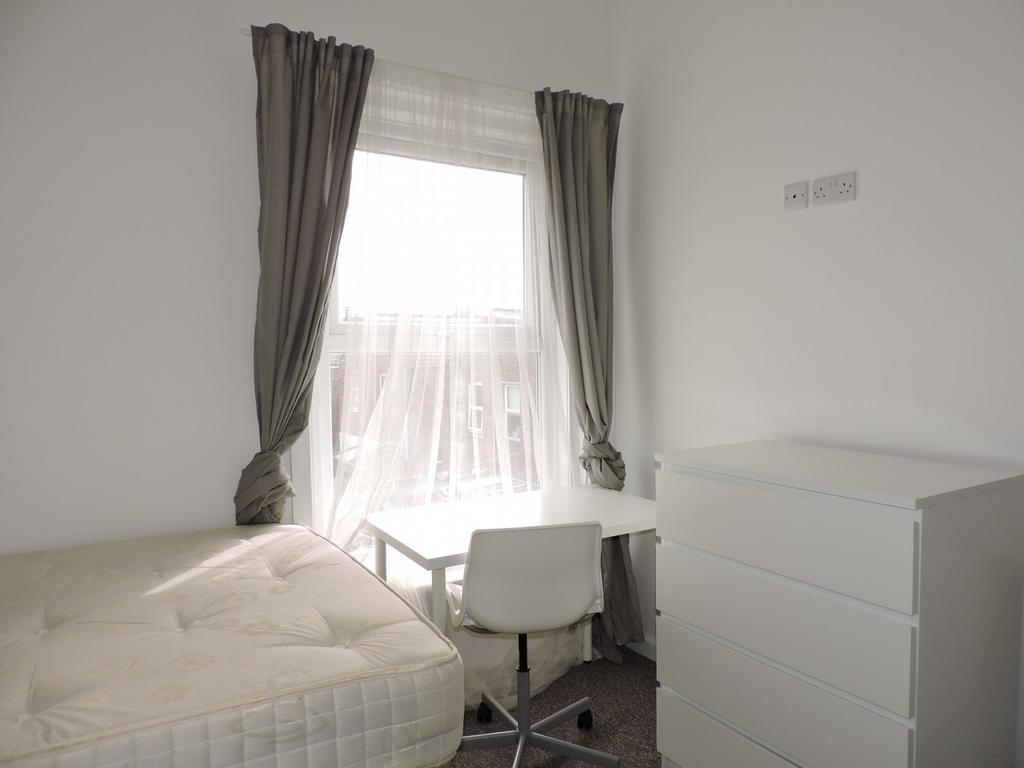 Bedrooom