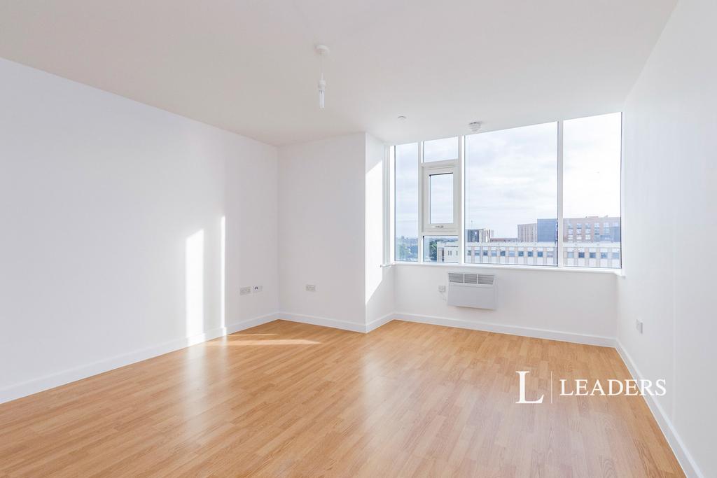 Apartment in Bournemouth, Lansdowne - View 4