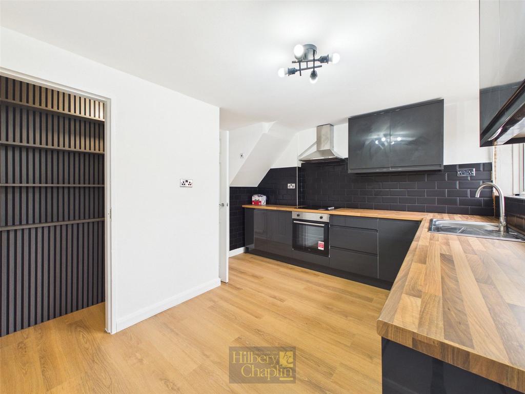 Kitchen/Pantry