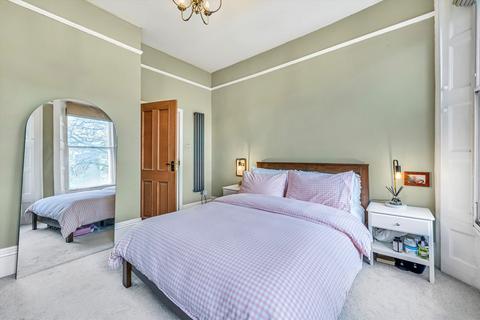 2 bedroom flat for sale, Kennington Park Road, London SE11