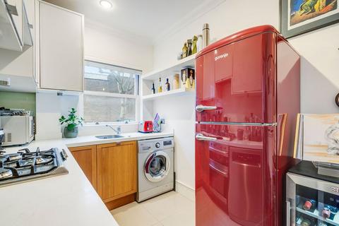 2 bedroom flat for sale, Drakefell Road, London SE4