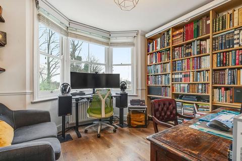 2 bedroom flat for sale, Drakefell Road, London SE4
