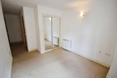 2 bedroom apartment to rent, Lauriston Road, London, SW19