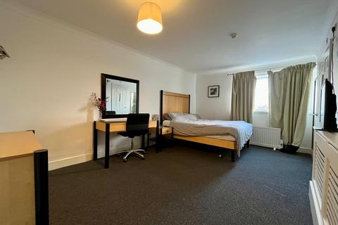 undefined, Great North Road, GRANTHAM NG33
