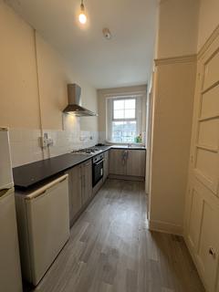 1 bedroom flat to rent, Commercial Street, Newport NP20