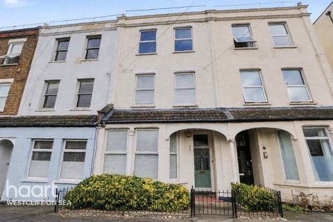 Camper Road, Southend-on-sea