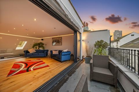4 bedroom terraced house for sale, 19 Castle Street, Brighton, BN1 2HD