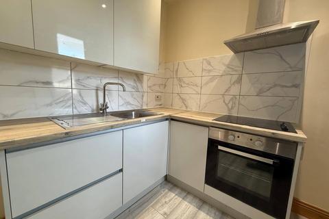 1 bedroom flat to rent, Southall, UB2