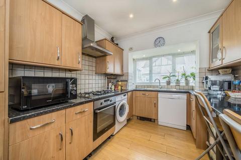 4 bedroom semi-detached house for sale, Hereford Road, Feltham TW13