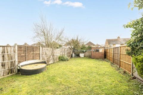 4 bedroom semi-detached house for sale, Hereford Road, Feltham TW13